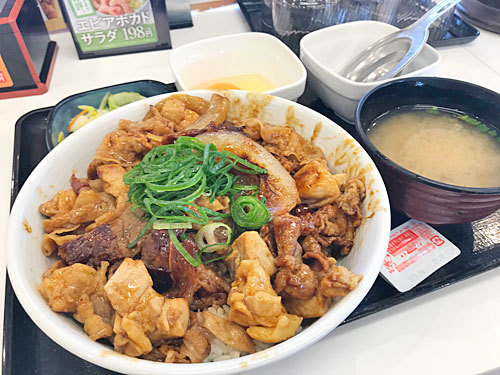 吉野家 新スタミナ超特盛丼 吉野家 新スタミナ超特盛丼