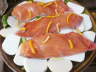 (41) 鮭と蕪、蕪の葉の蒸し焼き ふくれみかん風味 <家庭で作る なんちゃって!?古代食(1)>