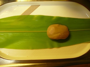 (70)土浦産の月桃の葉で、沖縄伝統スイーツ ムーチー作り♪