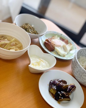Shigeyukihirai Cookingstudio 豆腐とみょうがの味噌汁 ナスの味噌炒め つくばの美容室 Daisy Of Hair