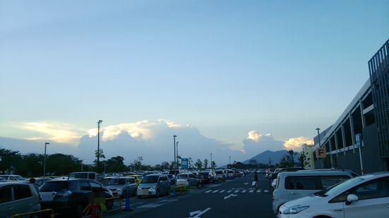 研究学園 とある日の空と雲
