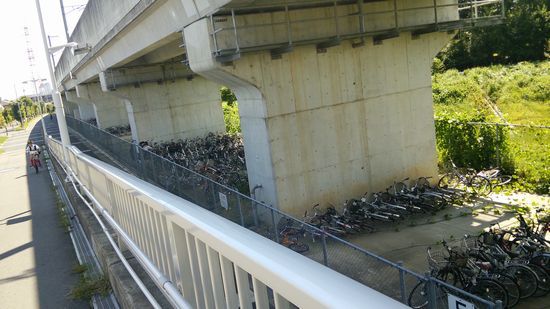 研究学園 研究学園駅東 放置自転車保管場所