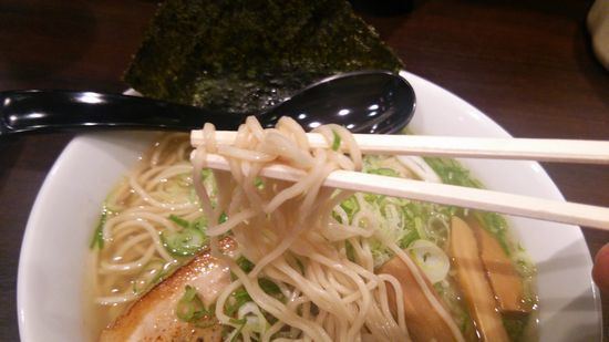 研究学園 麺屋いちずの夜メニューで中華そば(塩)! 研究学園 麺屋いちずの夜メニューで中華そば(塩)!