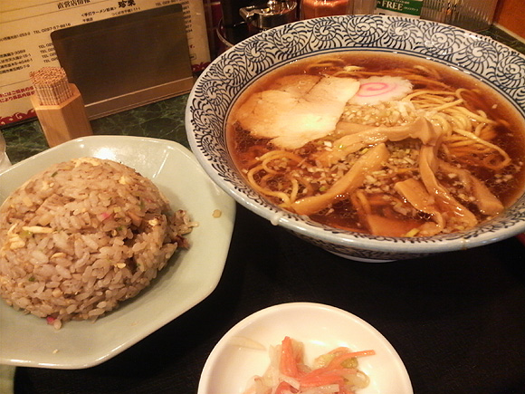 茨珍麺飯食堂