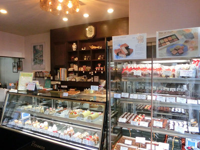 老舗のフランス菓子専門店【Fresson(フレッソン)】さんに行って来ました♪