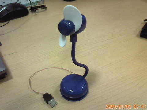 USBミニミニ扇風機