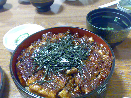 名古屋名物「ひつまぶし」