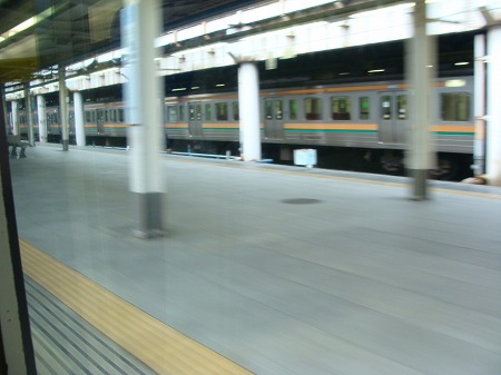 上野駅に着きました～常磐線の車窓から