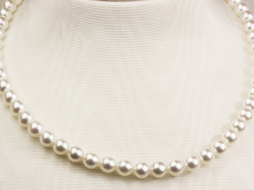 オーロラ花珠真珠　照りが素晴らしい良い真珠の選び方　茨城県桜川市宝石店