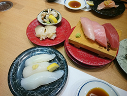 回転寿司 かねき 桜店