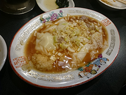 自慢屋 (ワンタン皿)