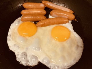シャウエッセンランチ シャウエッセンランチ