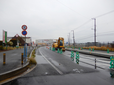 西平塚交差点からビックマーチ間の道路工事は大詰めです！