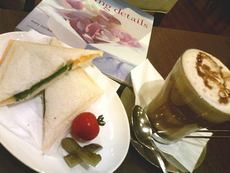 Cafe　LIBRO（カフェ　リブロ）