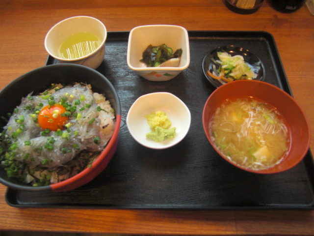 しらす丼♪