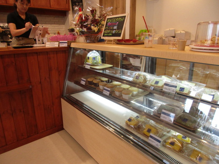 バリスタが入れるコーヒーと絶品シフォンのお店「つくば珈琲研究所」オープン！