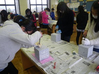 桜川市立羽黒小学校　石彫刻体験 2015/03/01 23:23:26