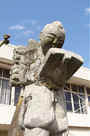 学校の二宮さん