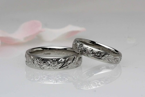 桜彫りの結婚指輪